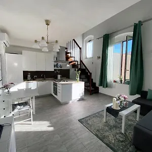 Apartment Airport, Florence